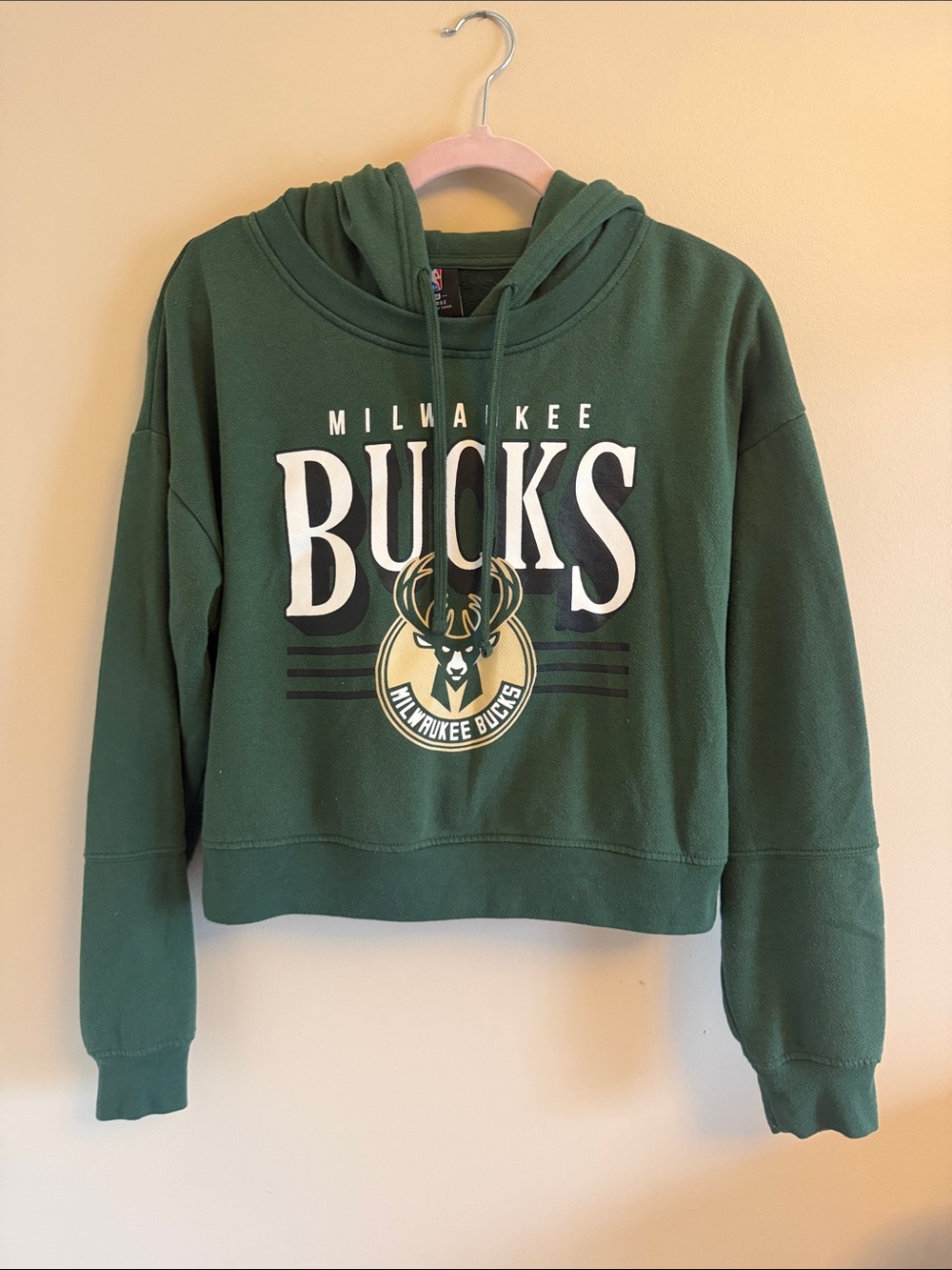 NBA Milwaukee Bucks Dark Green Cropped Hoodie